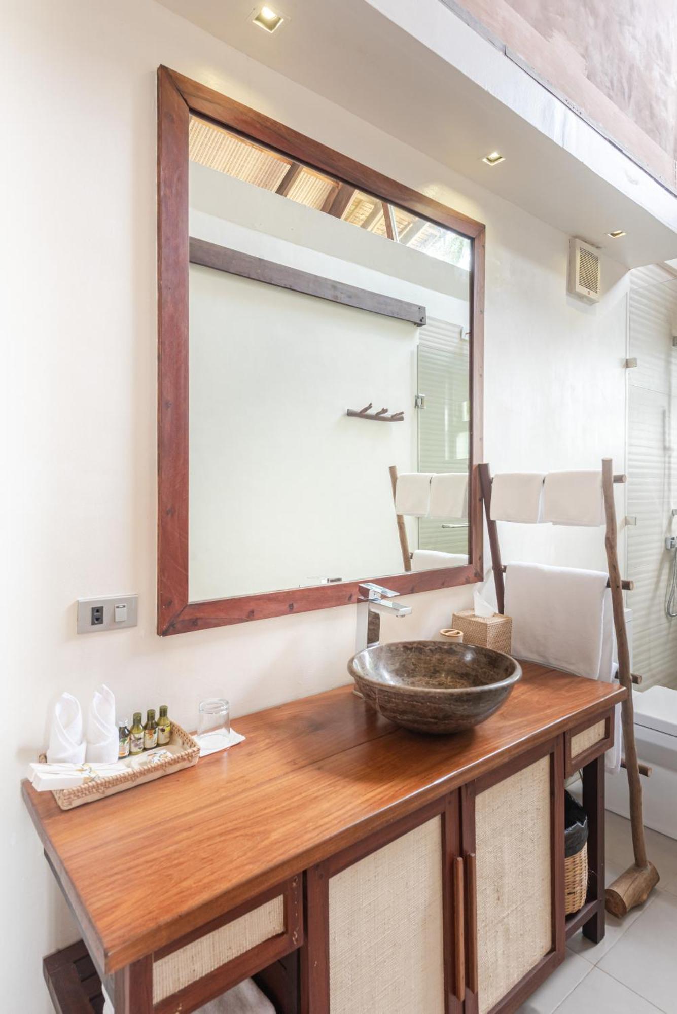 L'Osteria Luxe Beachfront B&B General Luna  Εξωτερικό φωτογραφία