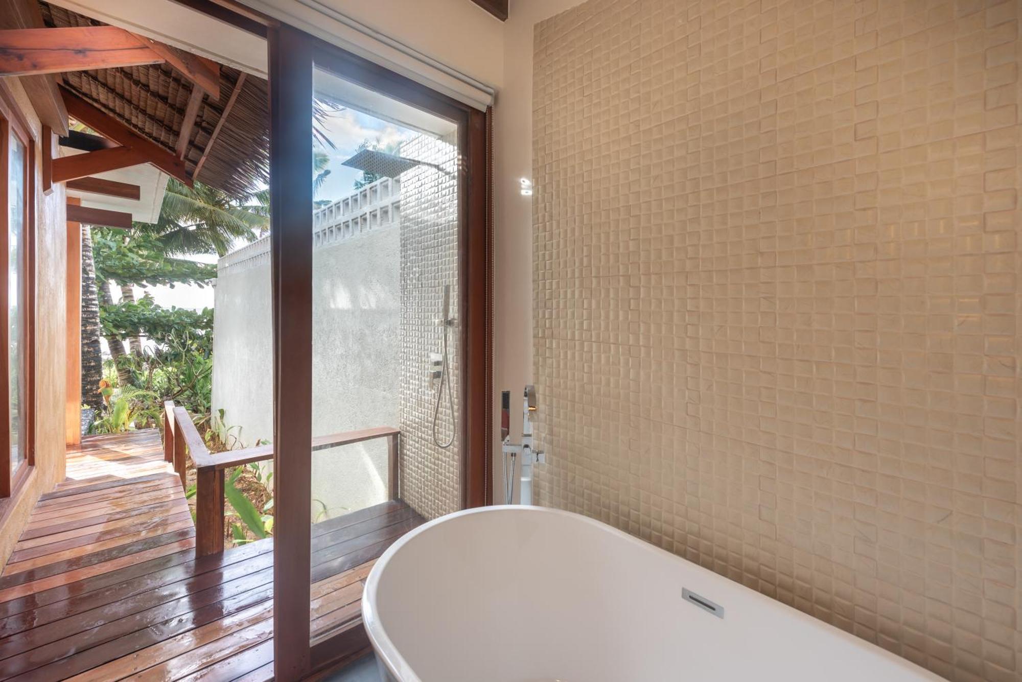 L'Osteria Luxe Beachfront B&B General Luna  Εξωτερικό φωτογραφία