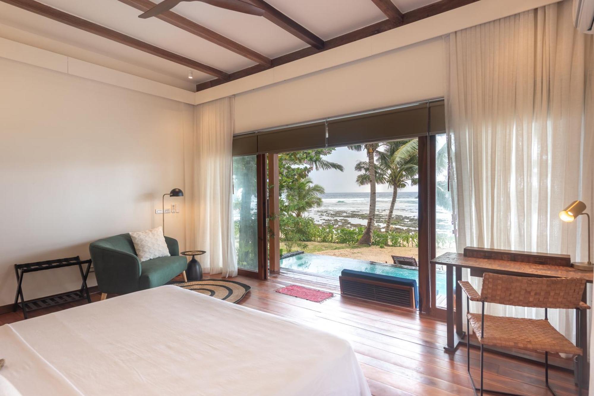 L'Osteria Luxe Beachfront B&B General Luna  Εξωτερικό φωτογραφία